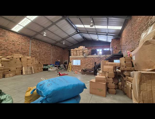 412M² WAREHOUSE TO LET IN BARTLETT